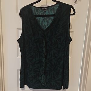Emerald Green Sleeveless Blouse with V-Neckline In SIZE 1X